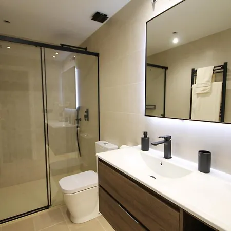 Luxury 2 Bed, 2 Bath With Sea View, Heating And New Bathrooms. * Dehesa de Campoamor (Orihuela Costa)