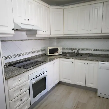 Luxury 2 Bed, 2 Bath With Sea View, Heating And New Bathrooms.