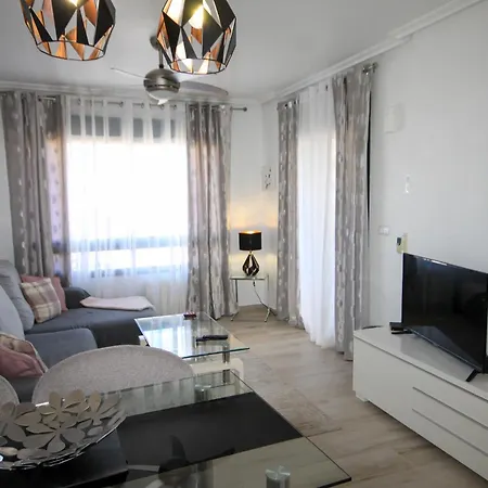 Apartment Luxury 2 Bed, 2 Bath With Sea View, Heating And New Bathrooms.