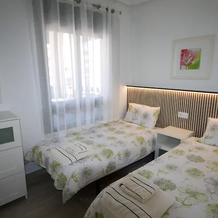 Luxury 2 Bed, 2 Bath With Sea View, Heating And New Bathrooms. * Dehesa de Campoamor (Orihuela Costa)