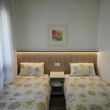 Apartment Luxury 2 Bed, 2 Bath With Sea View, Heating And New Bathrooms. Dehesa de Campoamor (Orihuela Costa)